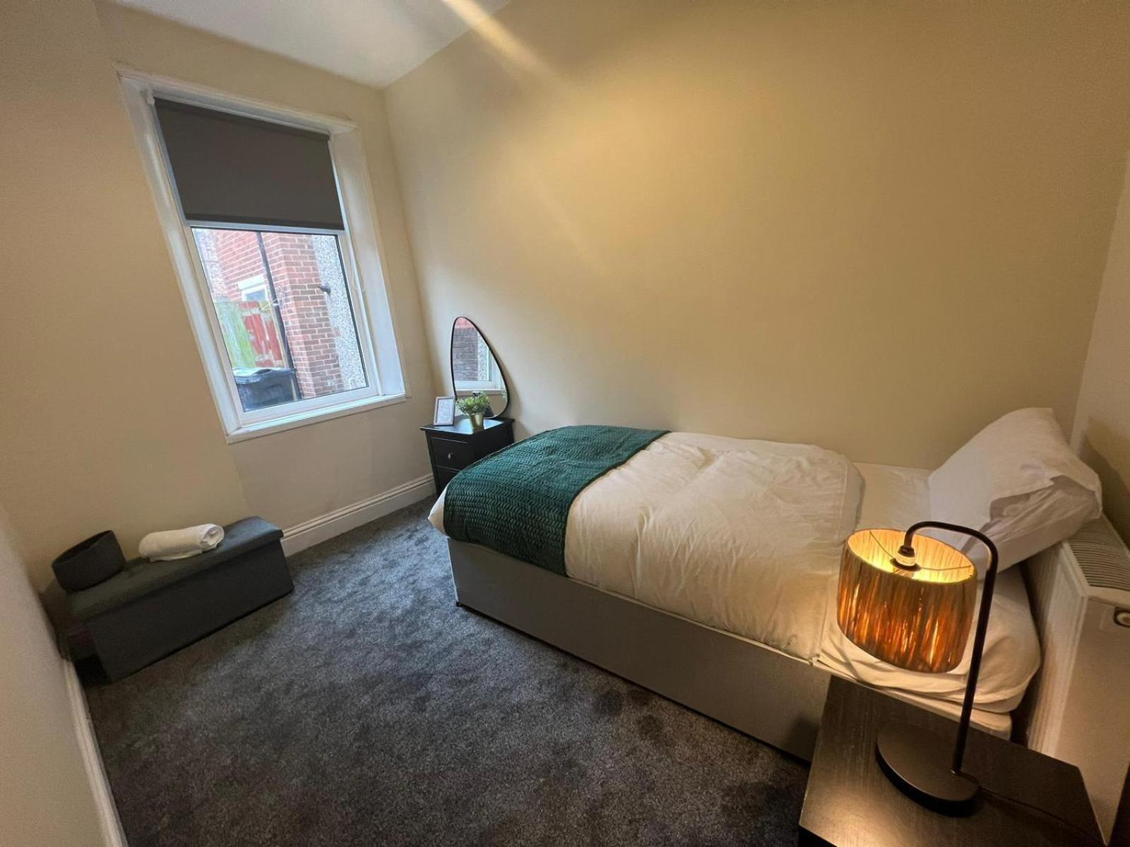 Aa Gateshead Apartment ภายนอก รูปภาพ