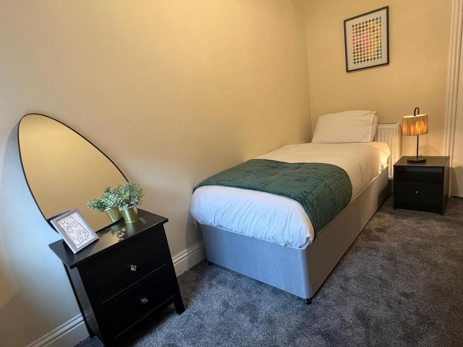 Aa Gateshead Apartment ภายนอก รูปภาพ